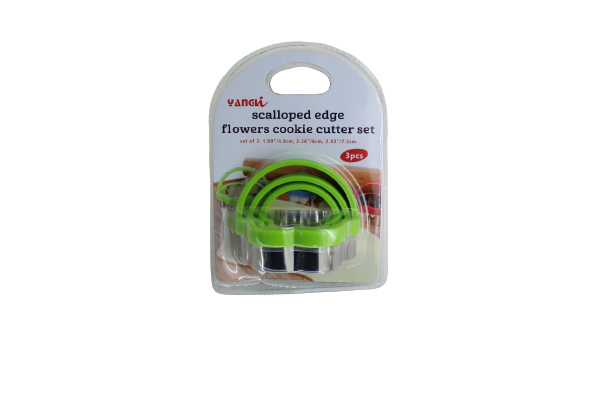 Scalloped Edge Flowers Cookie Cutter Set